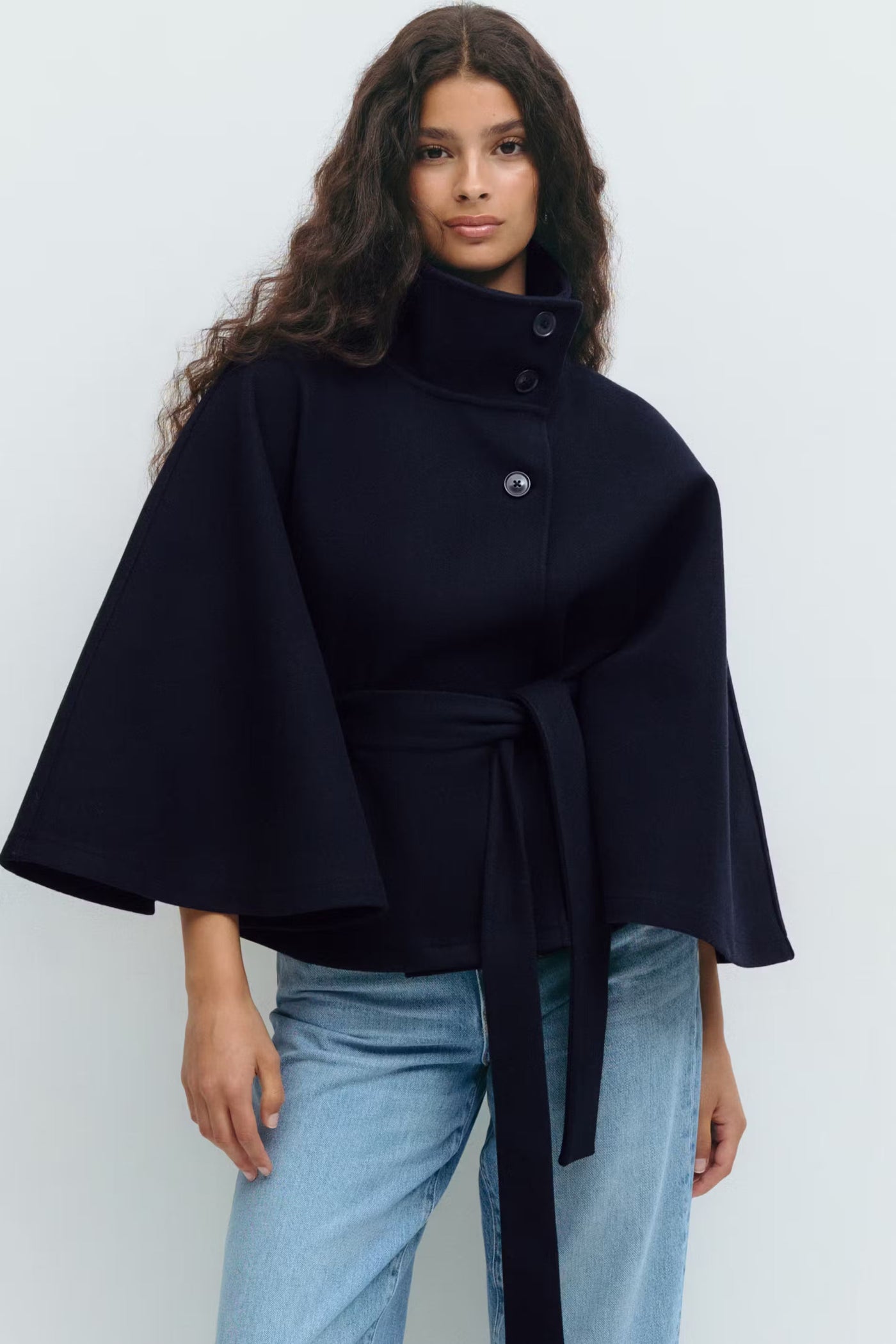 Loreza™ | Cappotto Elegante con Cintura & Collo Alto