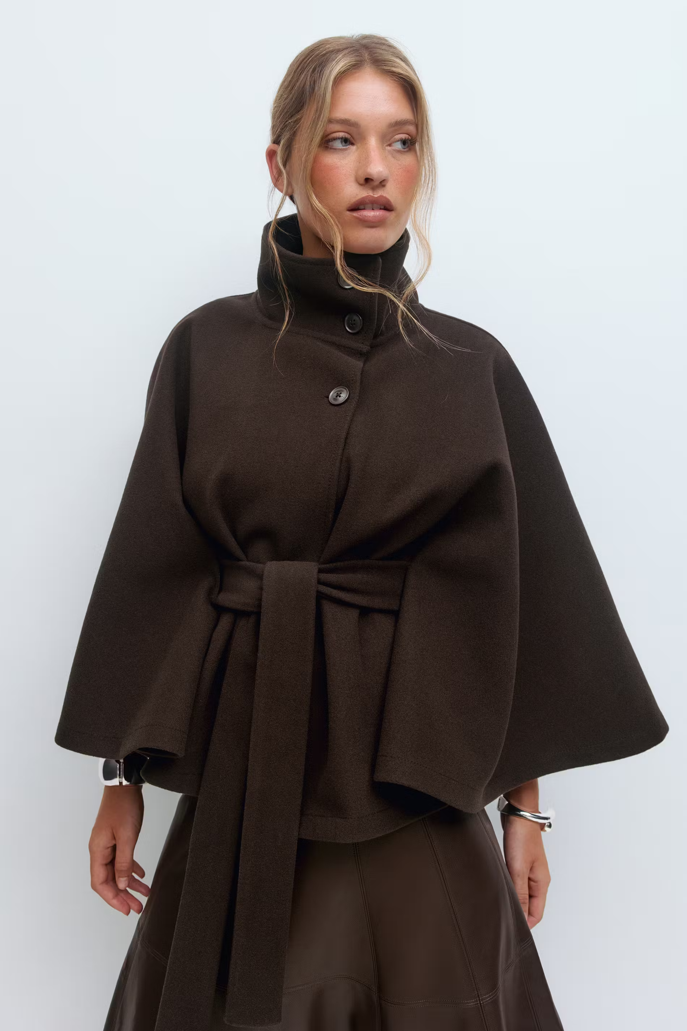 Loreza™ | Cappotto Elegante con Cintura & Collo Alto